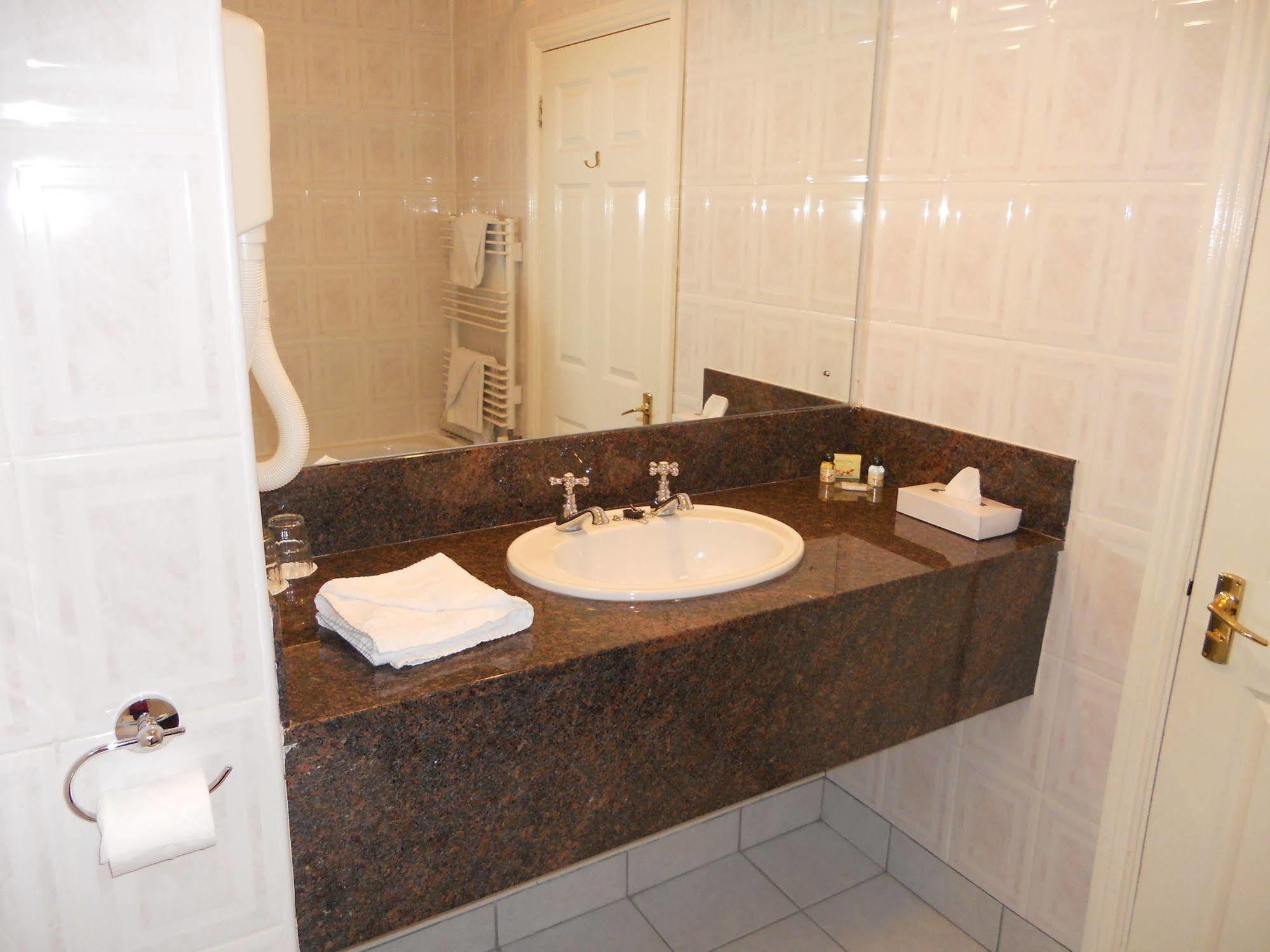 Rhu Glenn Hotel Γουότερφορντ Εξωτερικό φωτογραφία